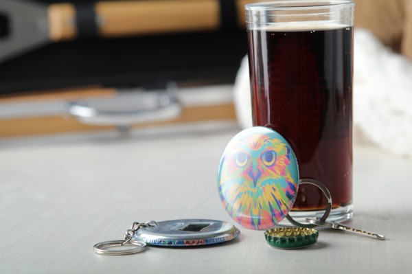 Pin Button Bottle Opener MagBadge Bottle