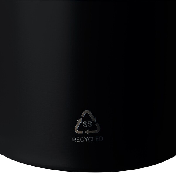 Fľaša na pitie z recyklovanej nehrdzavejúcej ocele (500 ml) Zeno - Čierna