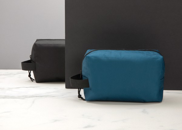Impact Aware rPET toiletry bag, 300D, 21x13x8 cm - Black