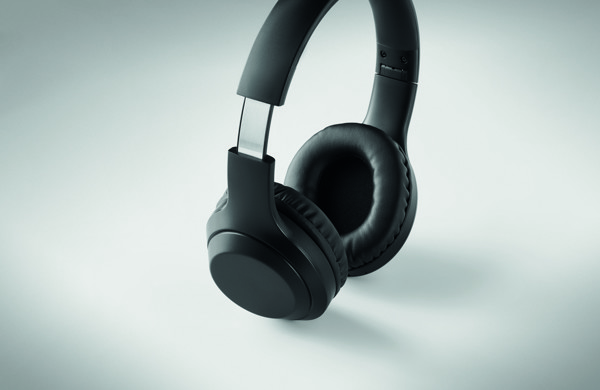 wireless headphone Cleveland