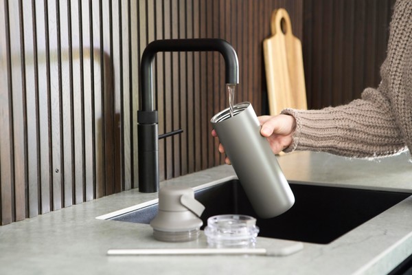 Garrafa de aço inoxidável com parede dupla (500 ml) Omari - cinza chumbo