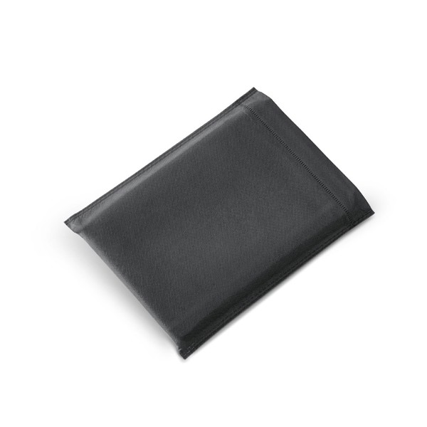 MORIAH. Bloco de notas A5 em PU com folhas pautadas, feitas de material certificado FSC™ e outros materiais controlados - Preto
