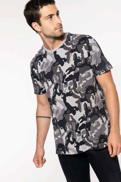 Men's Short-Sleeved Camo T-Shirt - S