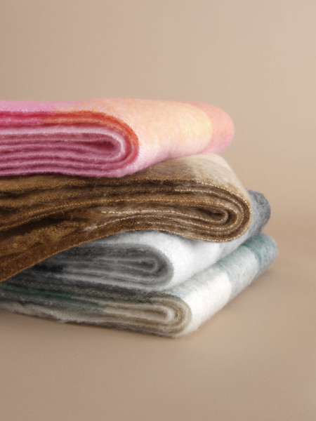 Fluffy Check Scarf - Brown Check