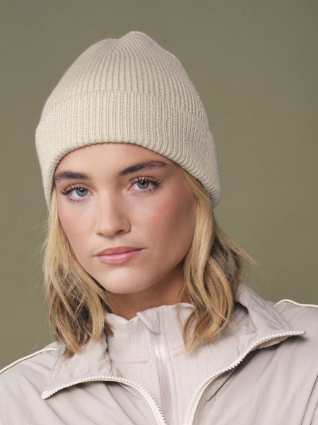 Streetlite Reflective Beanie - White