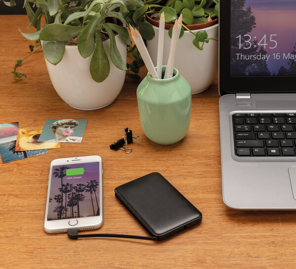 Xd Collection powerbank 3v1 kabli, 5000 mAh - Črna