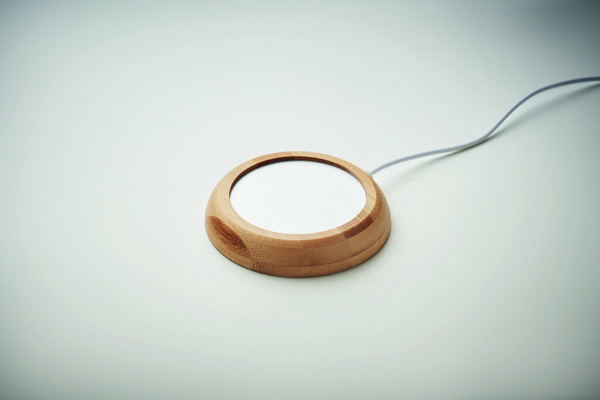 Bamboo mug warmer with USB Muglet