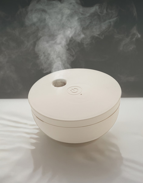 Breevia RCS rplasic re-chargeable floating humidifier