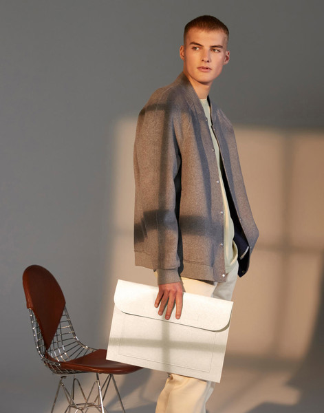 Felt Laptop / Document Slip - Soft White / ONE SIZE