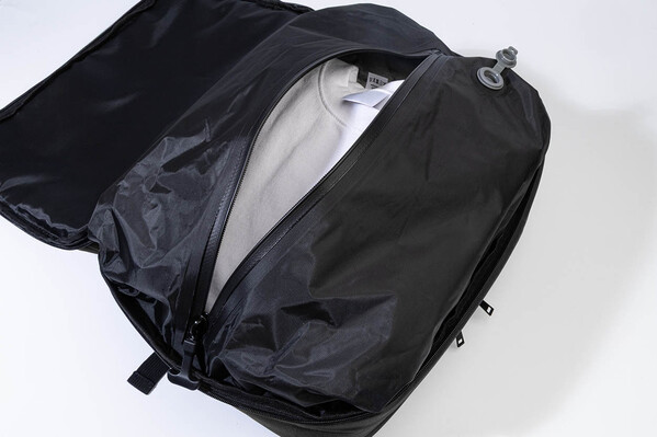 Rpet Carry-On Compression Backpack VacuFly - Black