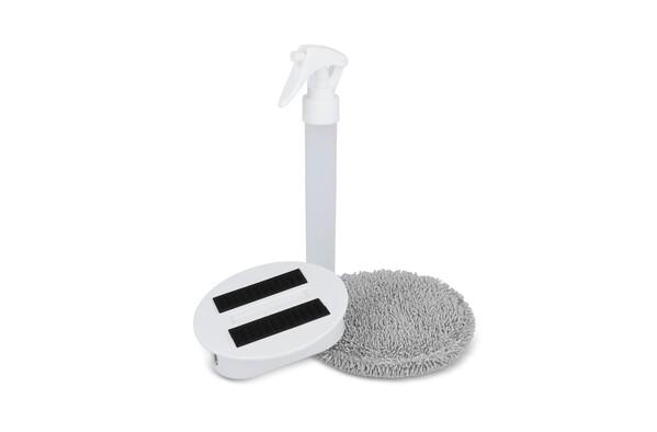 Spray et chiffon de nettoyage 2 en 1 - Blanc
