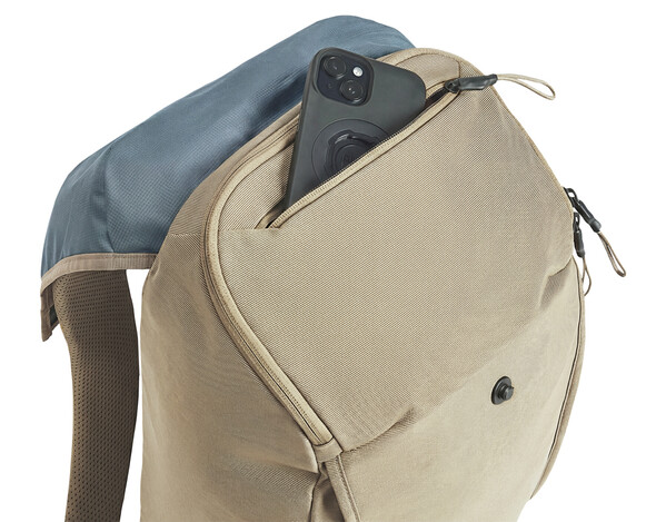 Thule Paramount Batoh 20L - Béžová