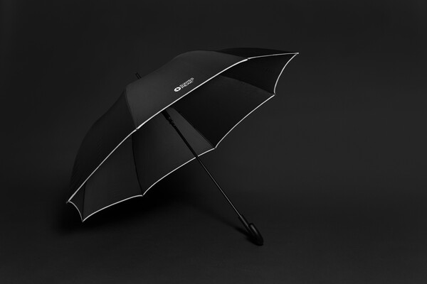 Swiss Peak OSLO 30'' AWARE™ 50UV auto open umbrella