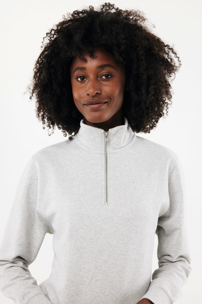 Svetr se čtvrtečním zipem IQONIQ Elgon z recykl. bavlny - Light Heather Grey / L