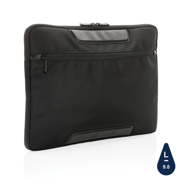 Swiss Peak AWARE™ RPET Voyager 15.6" laptop sleeve