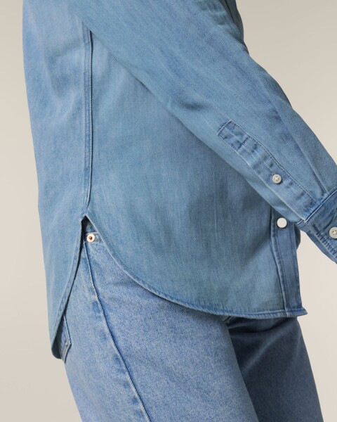Stella Denim Shirt - Light Wash / XL
