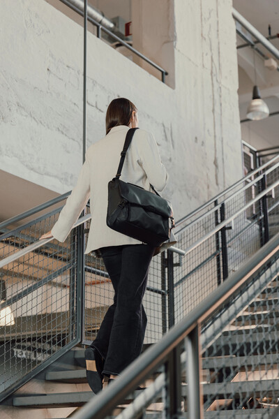 Swiss Peak OSLO RCS Messenger