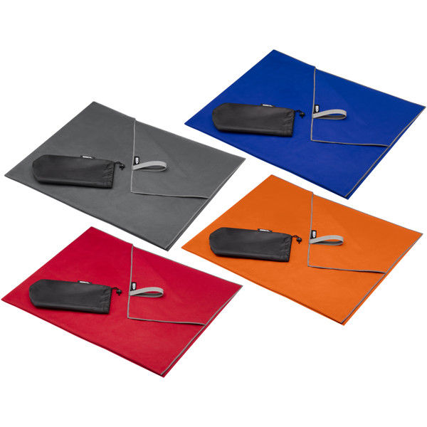 Serviette Pieter certifiée GRS ultra-légère et à séchage rapide 100 x 180 cm - Rouge