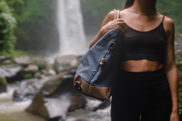 Sac weekend Impact AWARE™ en toile 16oz recyclée - Bleu