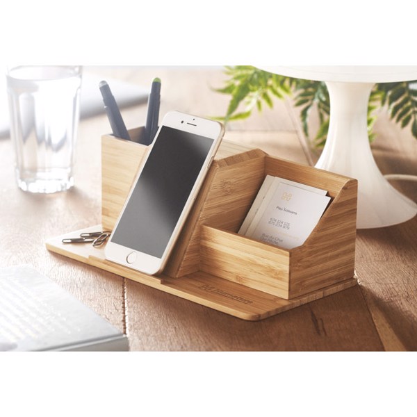 MB - Desktop wireless charger  10W Groovy