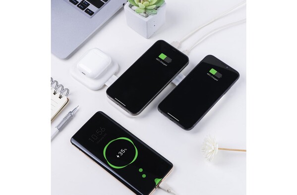 Xoopar Trafold 3 polnilec, 15 W brezžični, USB priključek - Bela