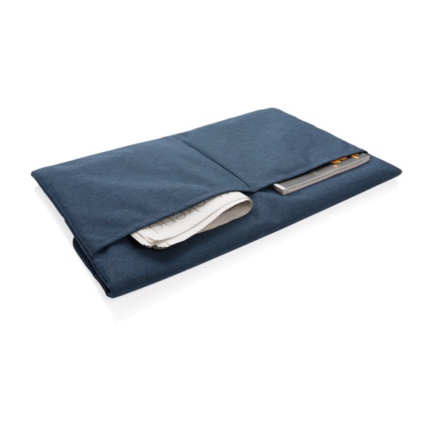 Magnetic closing 15.6" Laptop sleeve PVC free - Blue