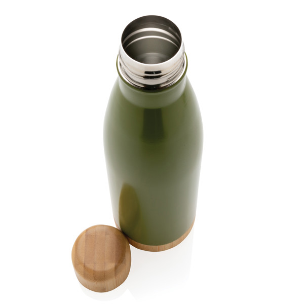 Vacuum stainless steel bottle with bamboo lid and bottom - Green