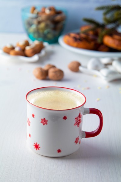 Vintage Christmas Mug Nakkala - Red / White