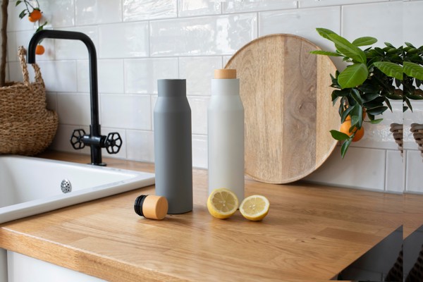 Juomapullo Christian - Valkoinen