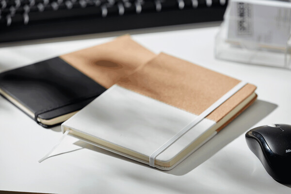 Notebook in DIN A5 size CORKY - brown / white