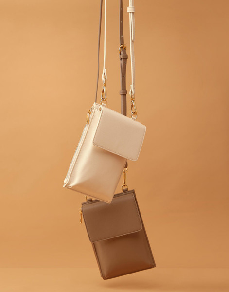Boutique Cross Body Phone Pouch - Oyster / ONE SIZE