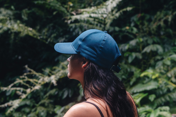 Casquette de sport 6 panneaux en rPET Impact AWARE™ - Bleu Marine