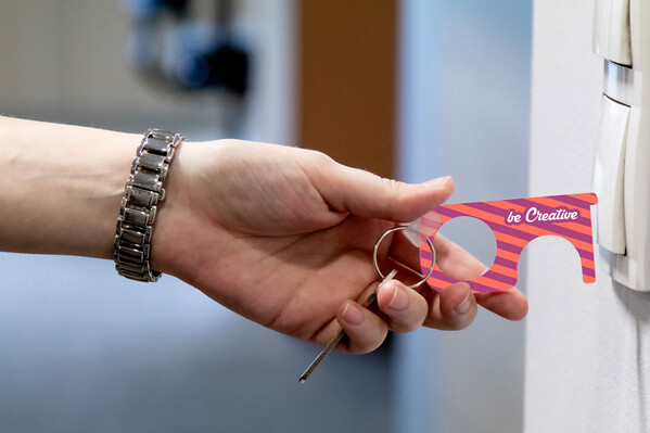 Porte-clés hygiénique NoTouch Creative
