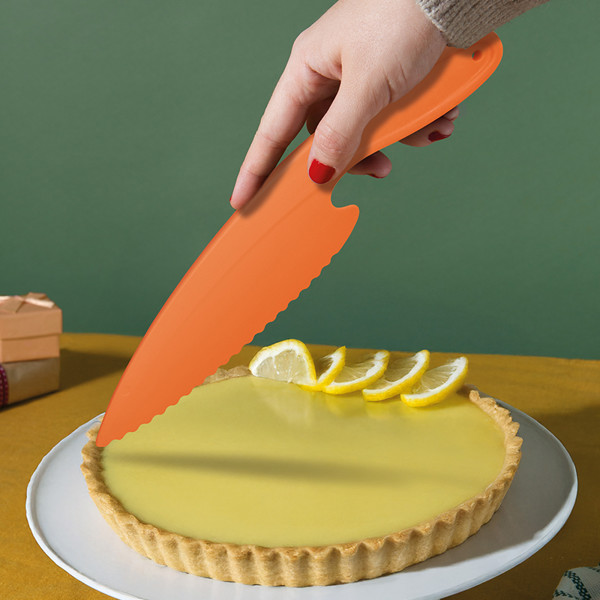 PIE-SLICE AND KNIFE - Blanc / 