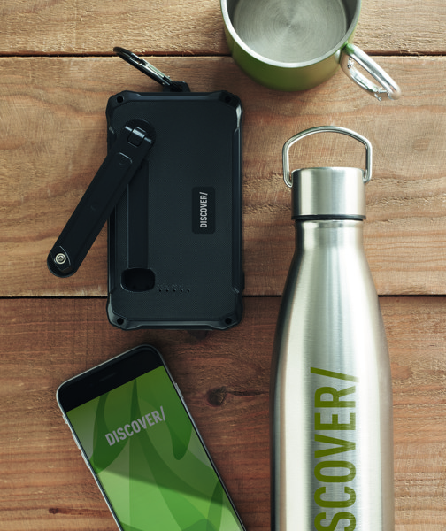 8000 mAh solar dynamo charger Dya