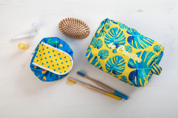 Custom Cosmetic Bag CreaBeauty Draw