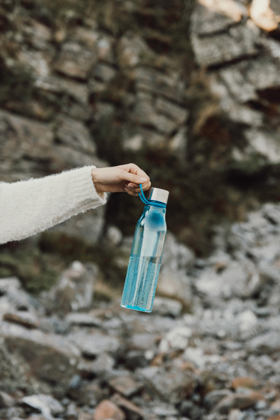 Lahev na vodu 800ml VINGA Lean z RCS RPET - Modrá