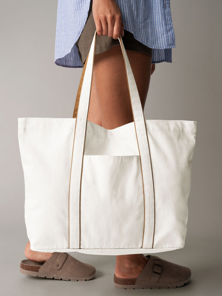 Courtside Large Tote - Soft White / Caramel