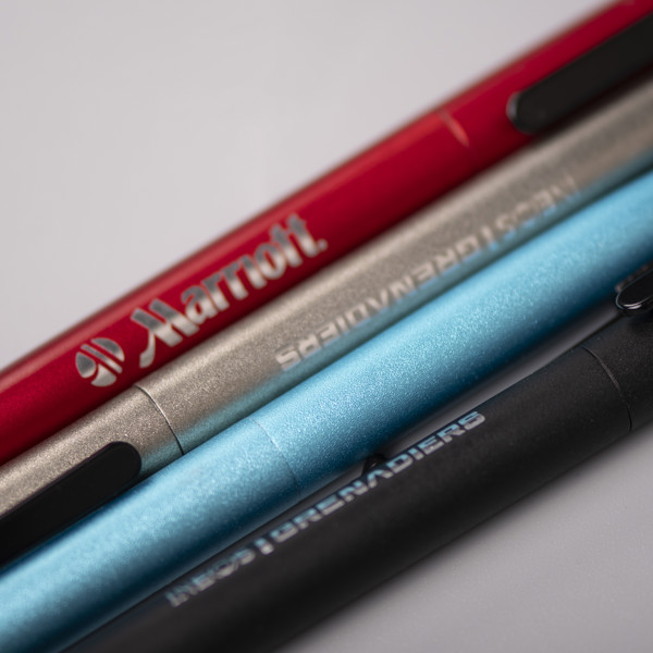 Retro Twist Metal Ball Pen Stock