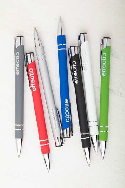 Ballpoint Pen Runnel - White