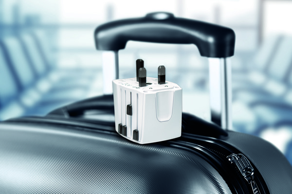 Skross Muv Usb potovalni adapter, dvojni usb, 2-polni